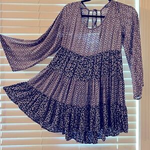 Boutique long shirt or short dress. Adorable boho style!